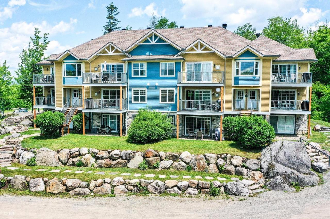 Mont-Blanc Ski Inout Condo W Pool Beach Access Saint-Faustin Exterior photo