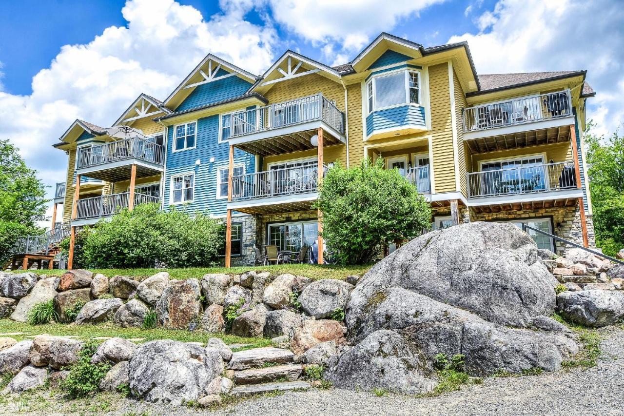 Mont-Blanc Ski Inout Condo W Pool Beach Access Saint-Faustin Exterior photo